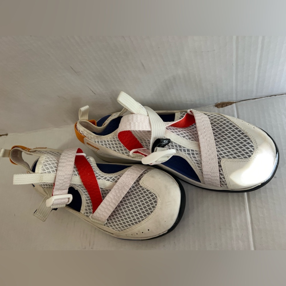 Chaco Odyssey Women’s Size 10 Sandal White Hiking Shoes J107264 - Picture 3 of 8
